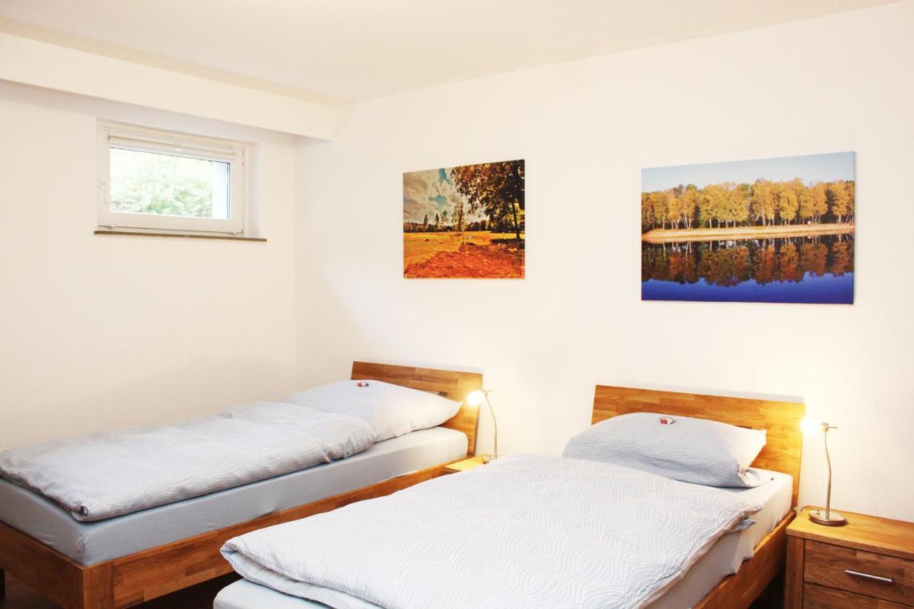 Ferienwohnung Kastanienblick ユルツェン エクステリア 写真