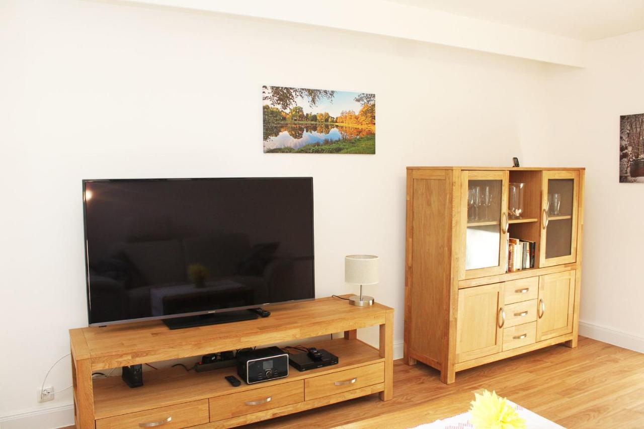 Ferienwohnung Kastanienblick ユルツェン エクステリア 写真